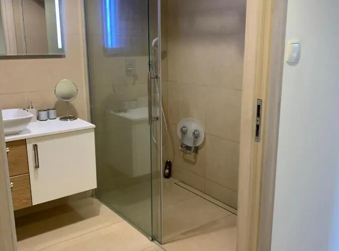 Lux Karina Porta Mare アパート ジブヌベク