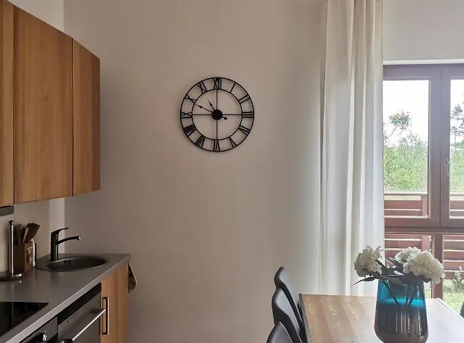 Lux Karina Porta Mare *